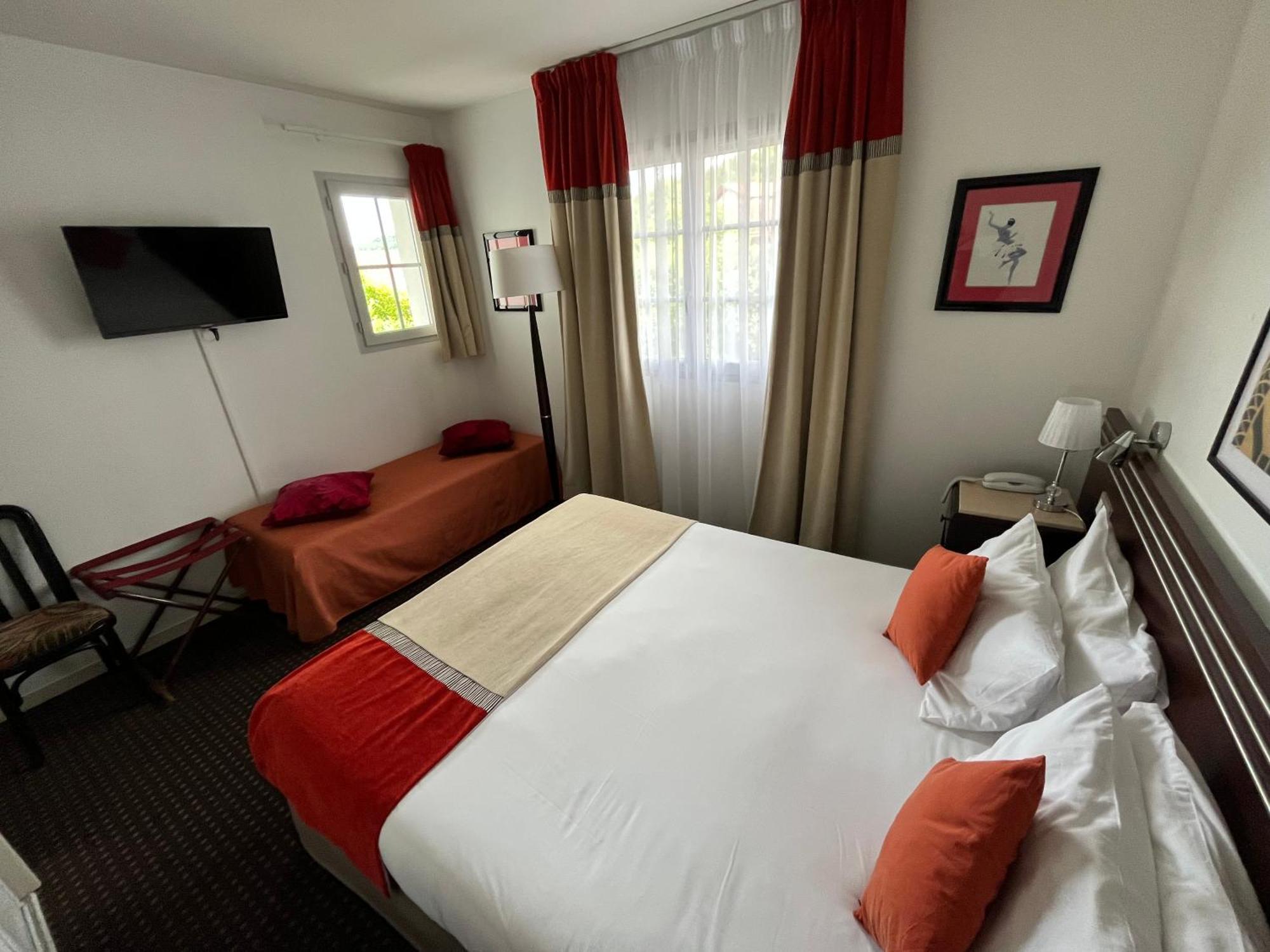 Hotel Ursula Cambo-les-Bains Buitenkant foto