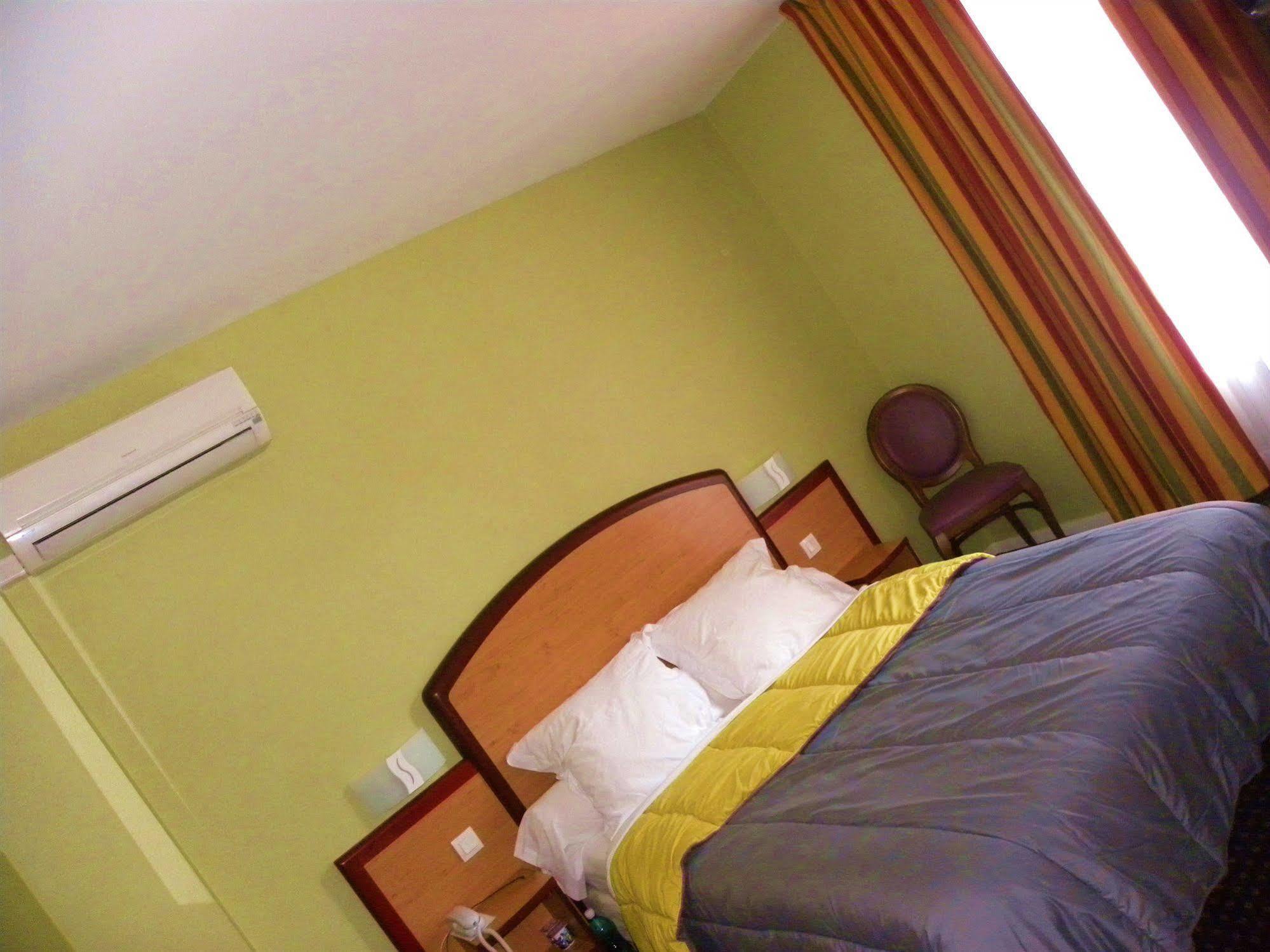 Hotel Ursula Cambo-les-Bains Buitenkant foto